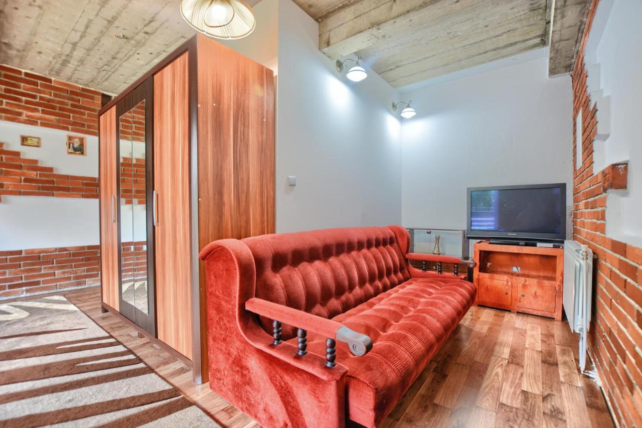 Ceglany Apartament Устрики-Долішні Екстер'єр фото